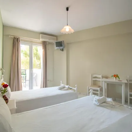 Apartament Avra