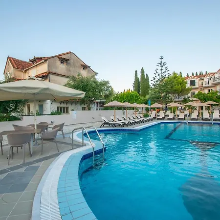 Apartment Avra