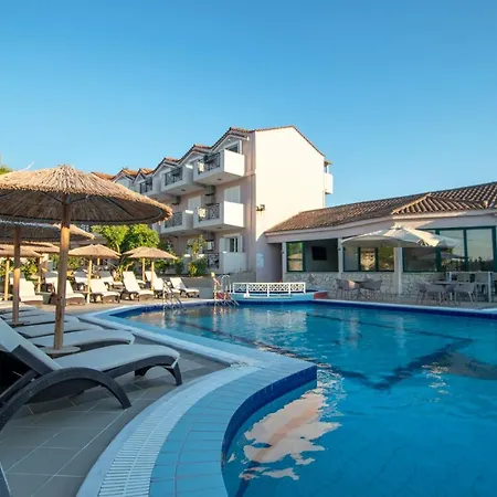 Apartment Avra *