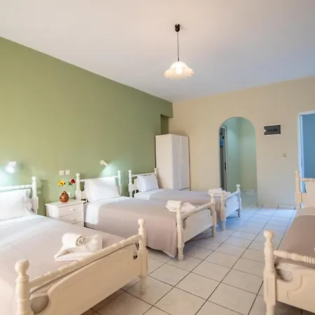 Apartment Avra